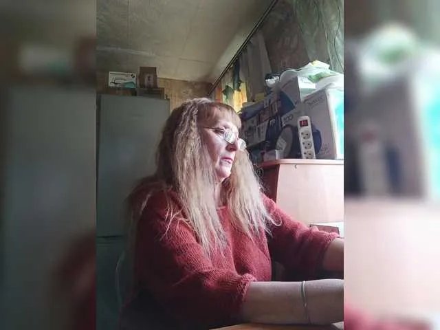 Offline Sonya48 on BongaCams