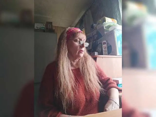 Offline Sonya48 on BongaCams