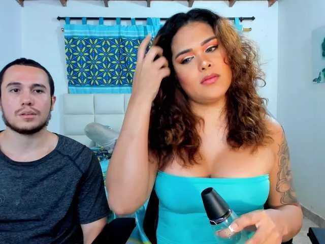 Freechat sweet-couple-latin on BongaCams