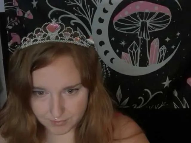 Offline thickgingergoddess on BongaCams