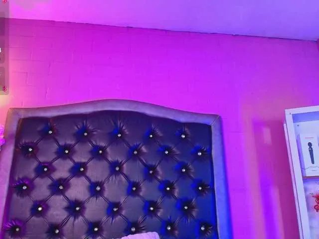 Freechat Triipsy on BongaCams