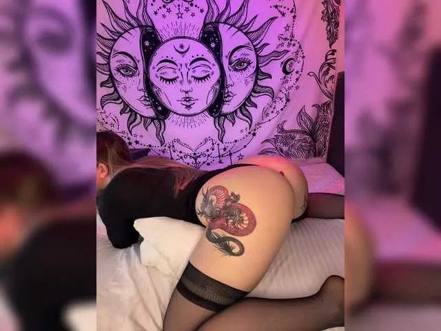 Offline Villanelle on BongaCams