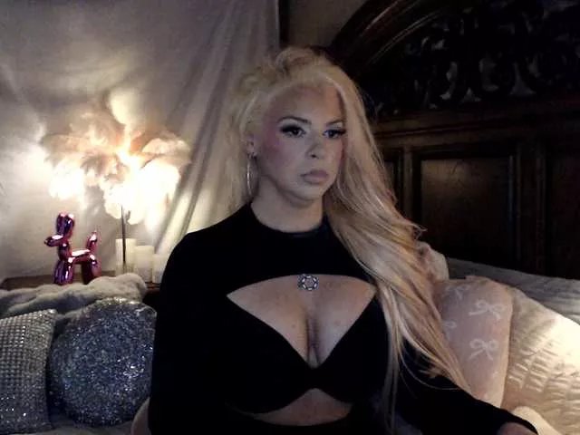 Offline xtinastar on BongaCams