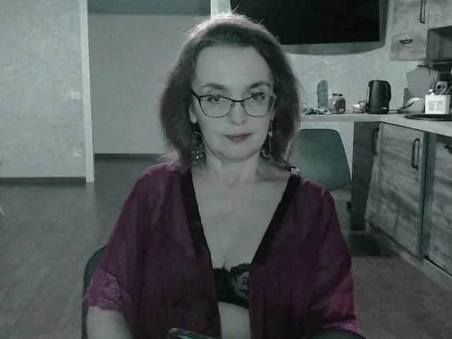 Offline xxxRosexxx on BongaCams