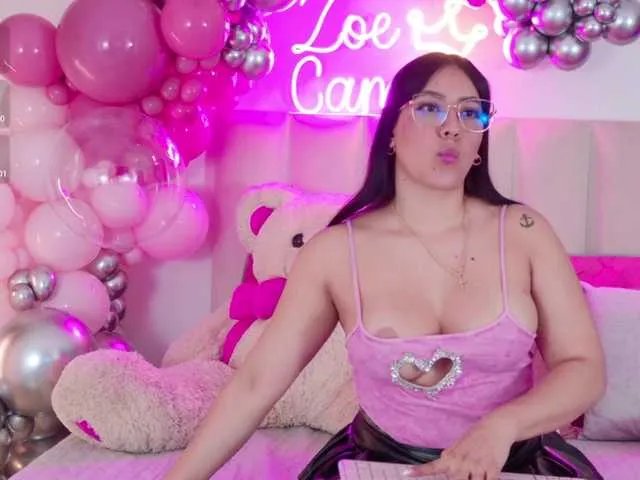 Freechat ZoeCamils on BongaCams