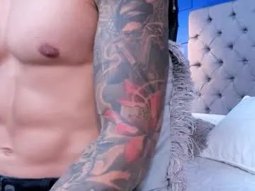 Freechat andres_clark on Chaturbate