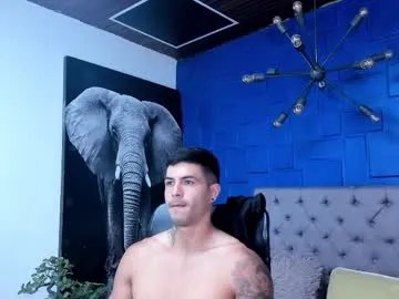 Freechat andres_clark on Chaturbate