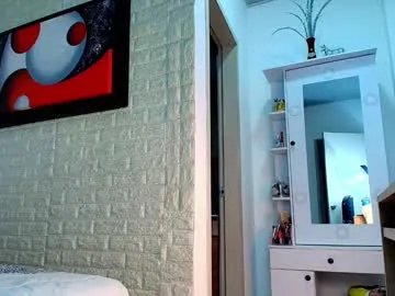 Freechat anielli69 on Chaturbate