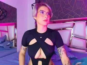 Freechat annie_swan on Chaturbate