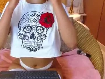 Freechat anyawink on Chaturbate