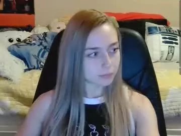 Freechat blondiebubblebooty on Chaturbate