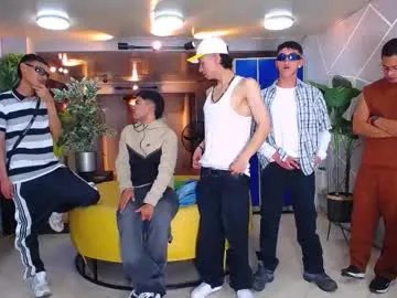 Freechat boschcz on Chaturbate