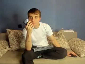 Freechat bristlebback on Chaturbate