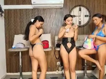 Freechat canelasquirtxxx on Chaturbate