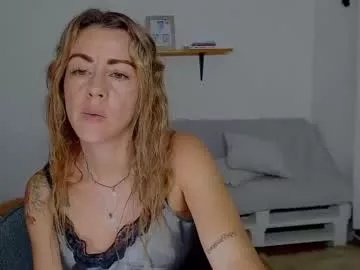 Freechat carolina_zaens on Chaturbate