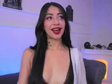 Freechat charlotterusso on Chaturbate