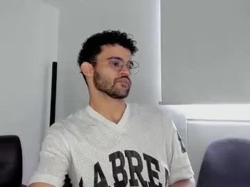 Freechat chrisandrew_ on Chaturbate