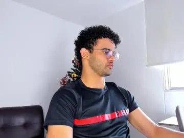 Freechat chrisandrew_ on Chaturbate