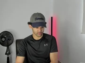 Freechat chrisandrew_ on Chaturbate