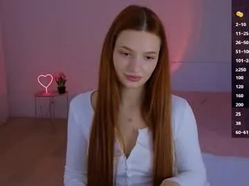 Freechat cuteariel7 on Chaturbate