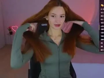 Freechat cuteariel7 on Chaturbate