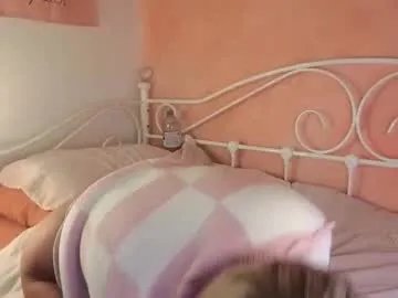 Freechat daisydreams_cumtrue on Chaturbate