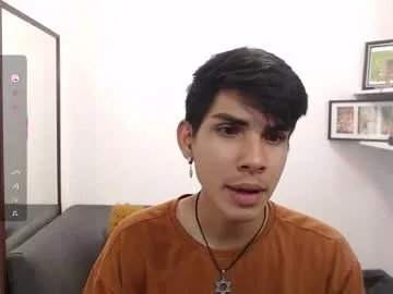 Freechat david_925_ on Chaturbate