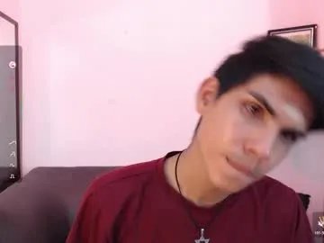 Freechat david_925_ on Chaturbate