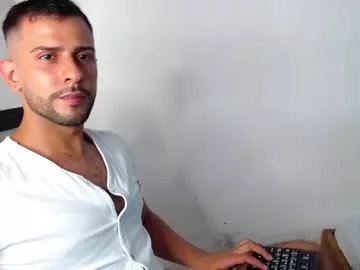 Freechat dcollins_ on Chaturbate