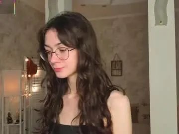Freechat defeded_lovee on Chaturbate