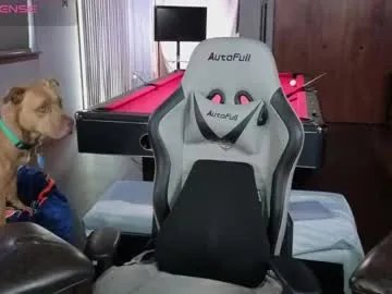 Freechat derrick_and_brittany on Chaturbate