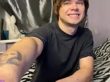 Freechat eitanhere on Chaturbate