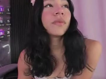 Freechat emmaclark_1 on Chaturbate