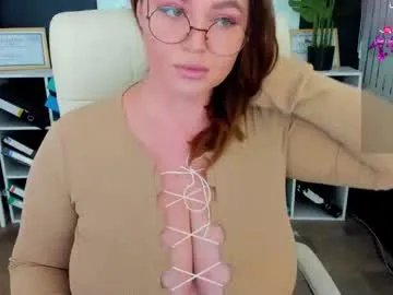 Freechat essensual_ on Chaturbate
