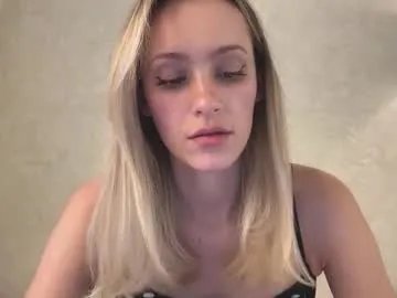 fflloowweerr on Chaturbate 