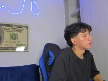 Freechat fredd_cs on Chaturbate