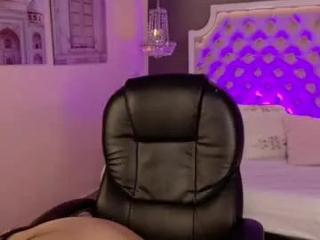 Private gabyqueens on Chaturbate