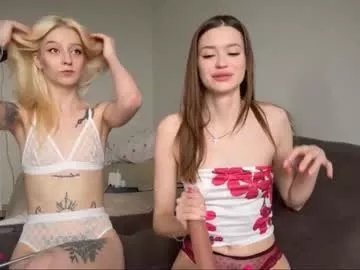 Freechat holybabe342 on Chaturbate