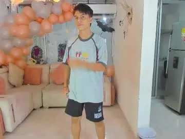 Freechat houseofwarrios on Chaturbate