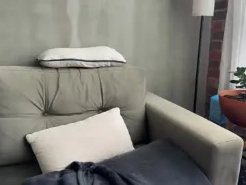 Freechat illaroom on Chaturbate