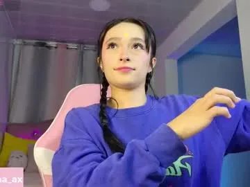 Private issa_garcia on Chaturbate