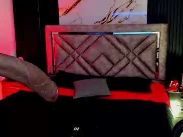 Freechat issafoxx on Chaturbate