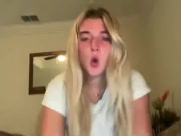 Freechat jadejamessecret on Chaturbate