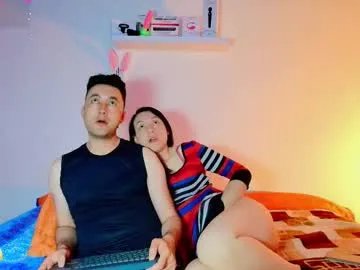Freechat jeremmyandstacy on Chaturbate