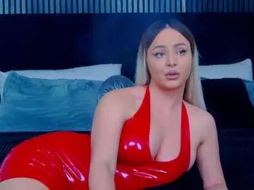 Freechat julliamilerrr on Chaturbate