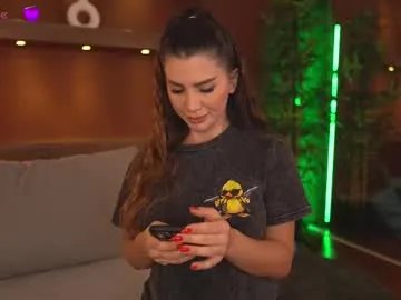 Freechat justinnejade on Chaturbate