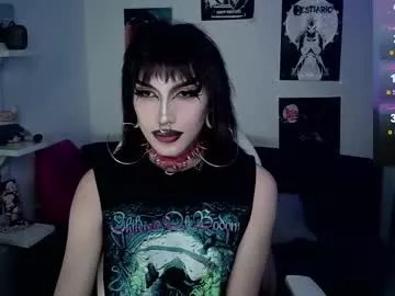 Freechat kiiller_queen on Chaturbate