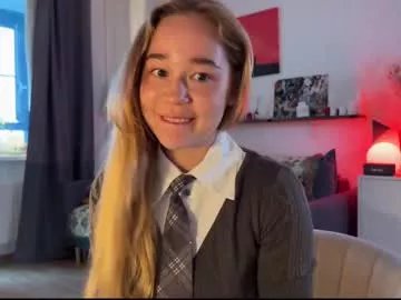 Freechat kristyspiritedaway on Chaturbate