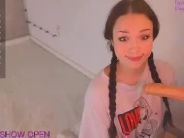 Freechat kumamonchik on Chaturbate