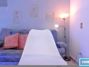 Freechat kylamorrison on Chaturbate